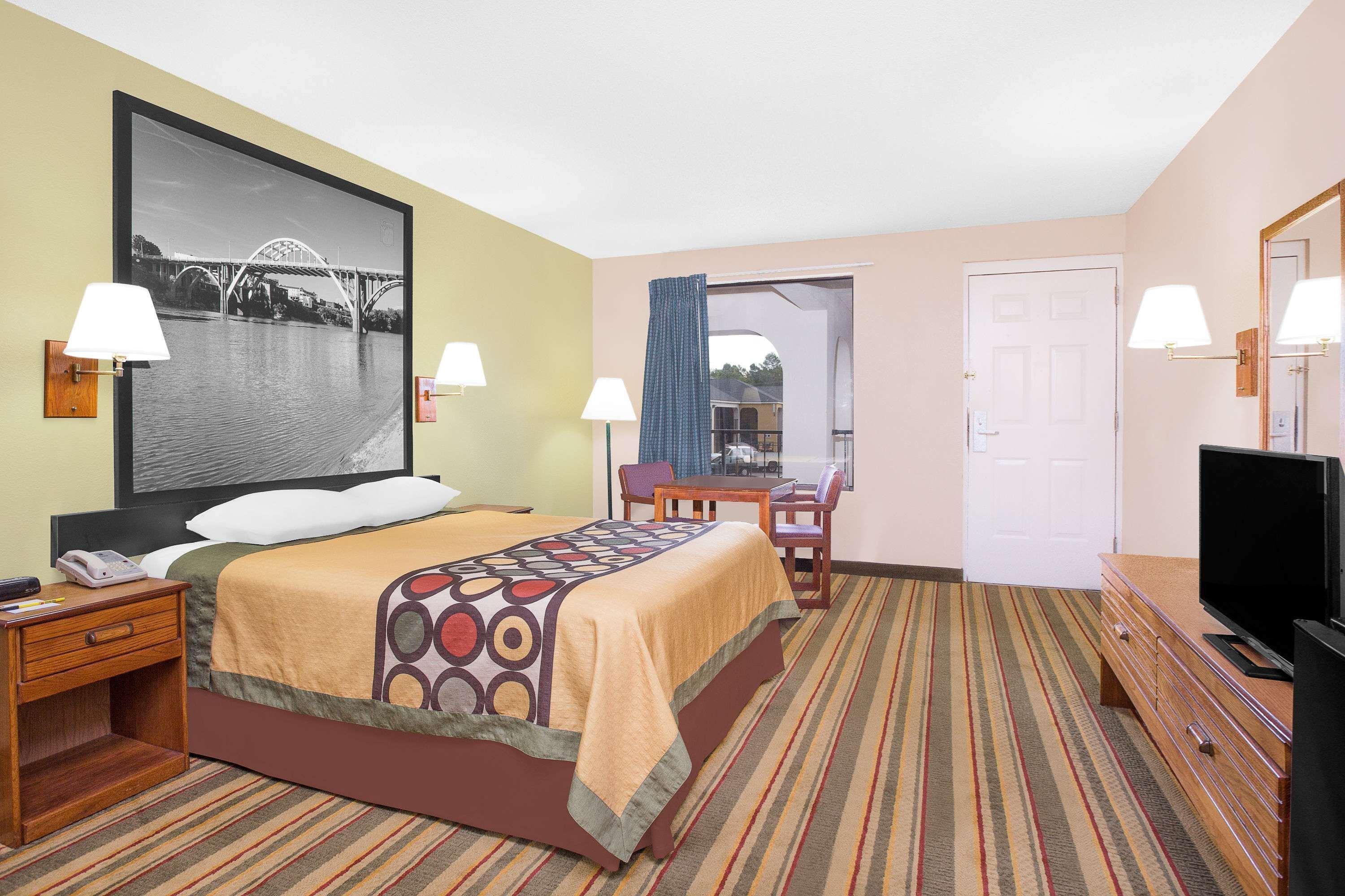 Super 8 By Wyndham Eufaula Hotel Eksteriør billede