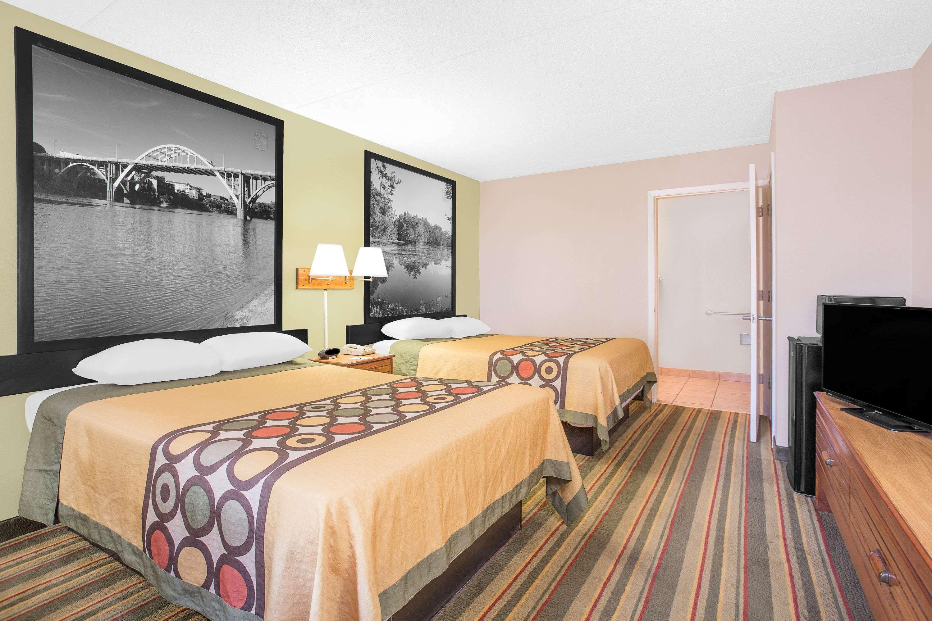 Super 8 By Wyndham Eufaula Hotel Eksteriør billede