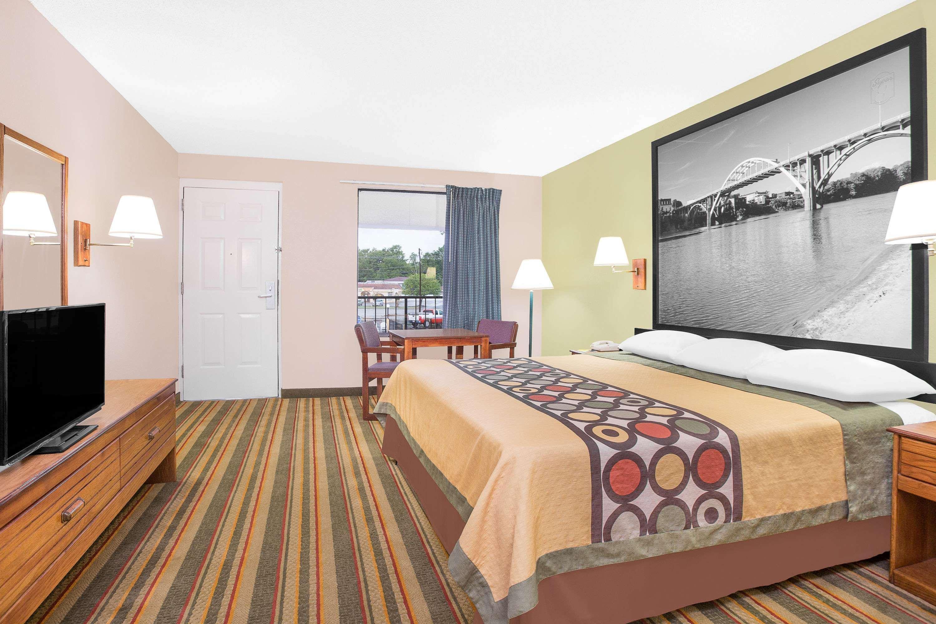 Super 8 By Wyndham Eufaula Hotel Eksteriør billede