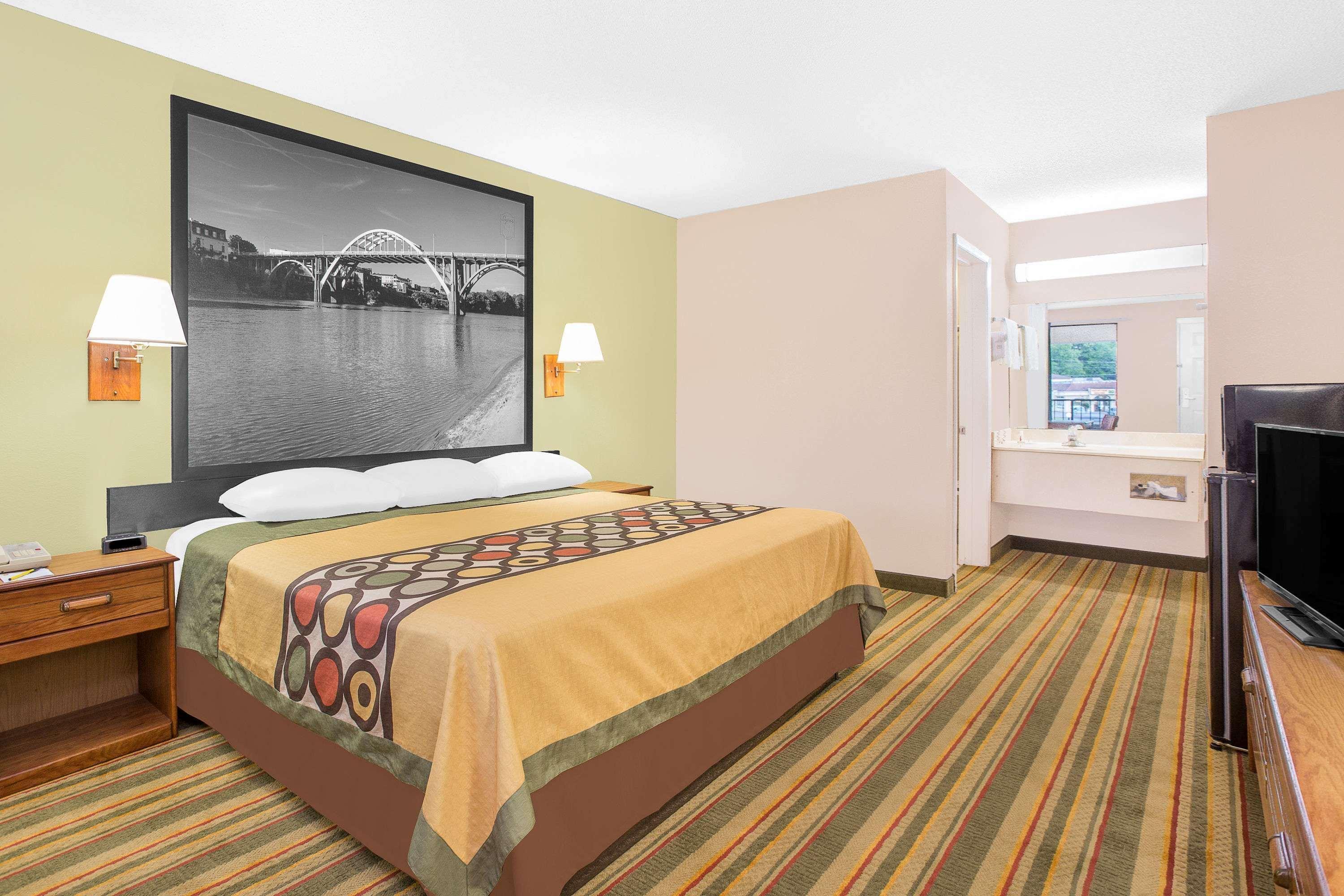 Super 8 By Wyndham Eufaula Hotel Eksteriør billede
